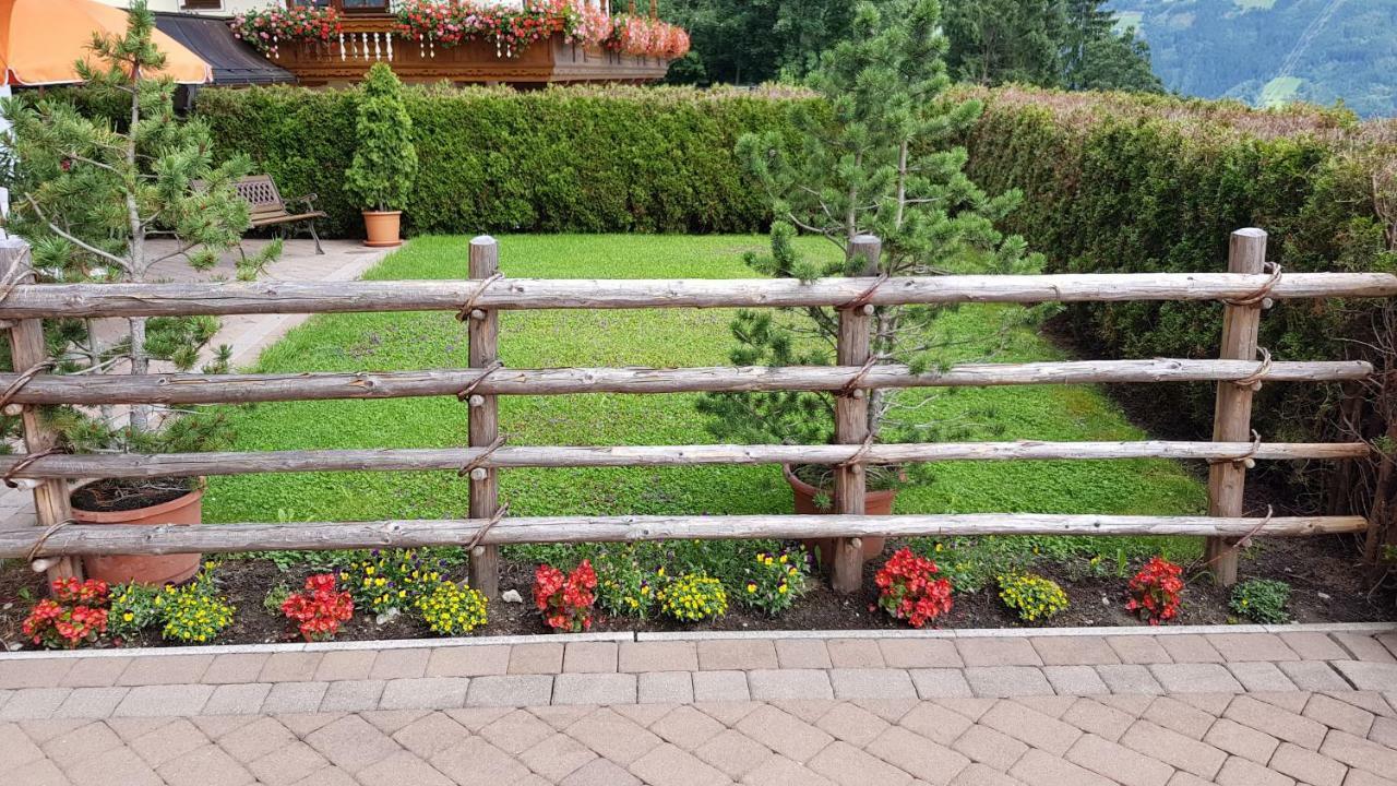 Haus Jeannette Apartment Zellberg Exterior foto